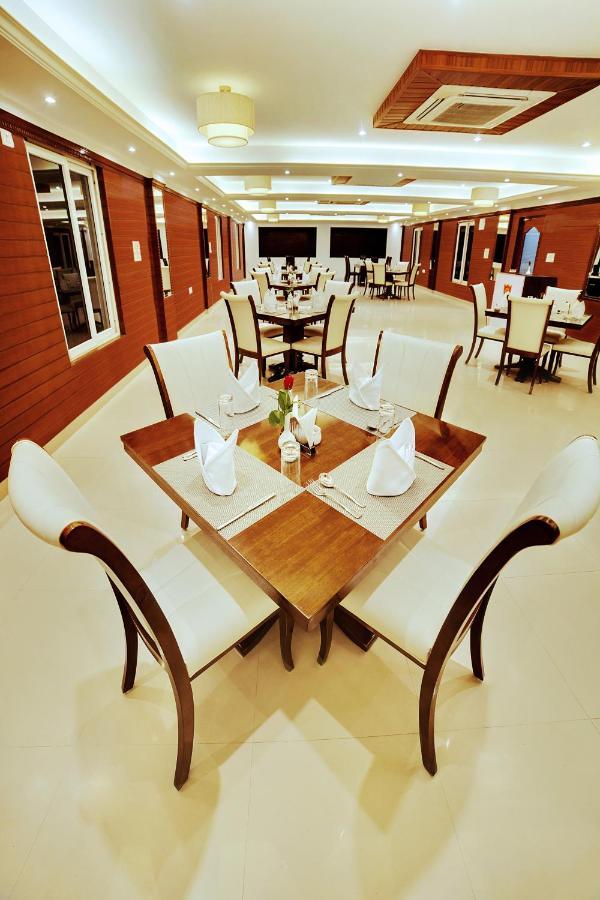The Liverpool Blue Hotels Bangalore Exterior photo