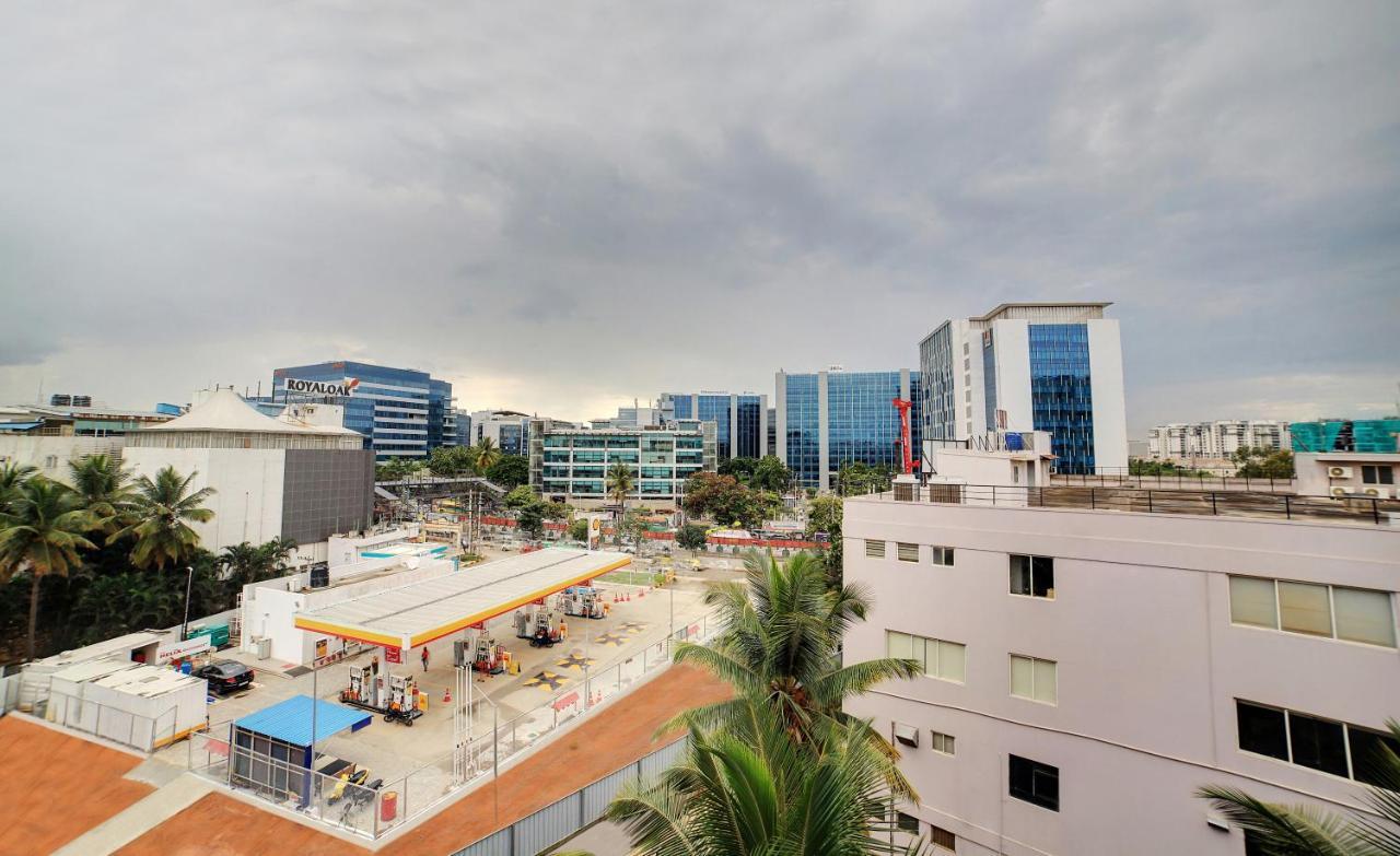 The Liverpool Blue Hotels Bangalore Exterior photo